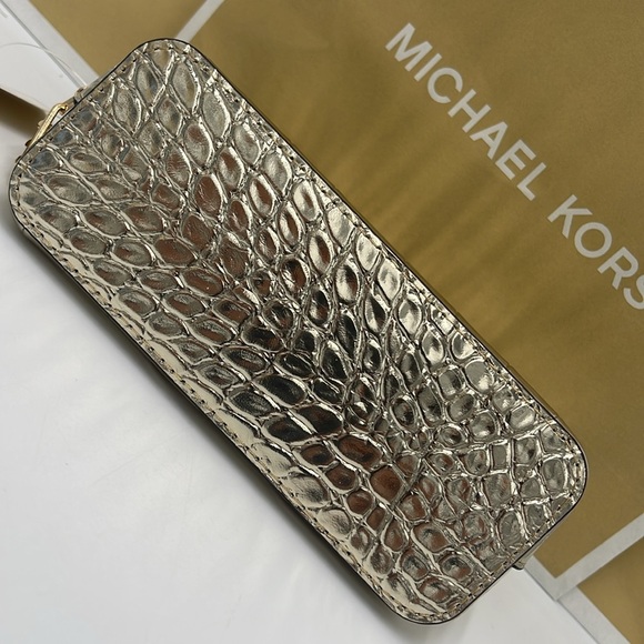 Michael Kors Empire Small Metallic Crocodile Embossed Leather Travel Pouch NWT - Picture 10 of 16